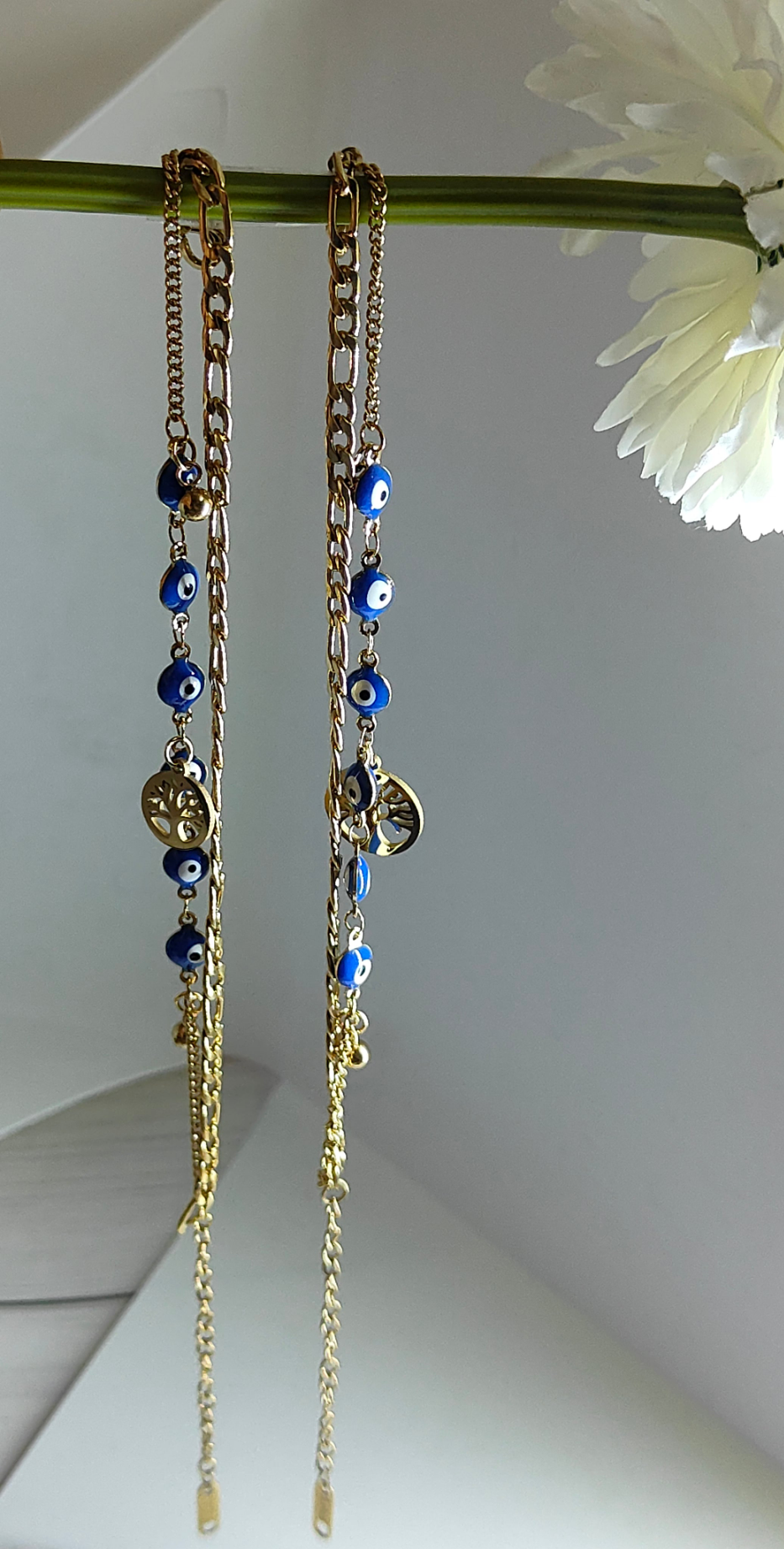 Elegant Protection – Chain Evil Eye Bracelet.
Embrace style and protection with our Chain Evil Eye Bracelet.