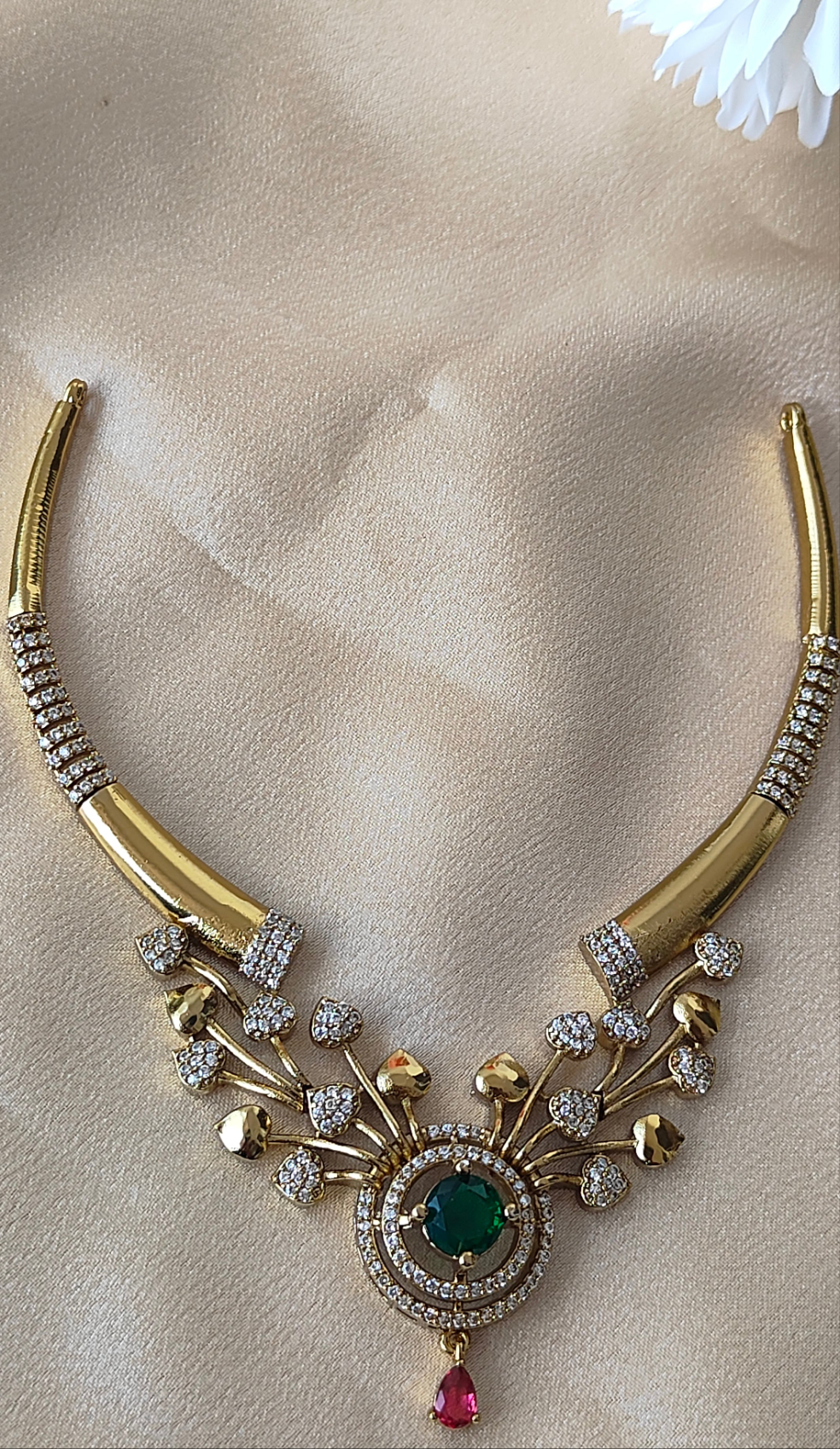 Regal Bloom Moissanite Necklace Set