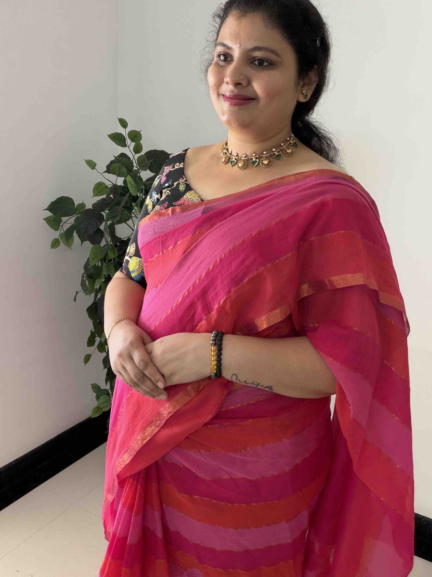 Graceful Mulcotton Saree in Pink – 120 Count. C- Sr007