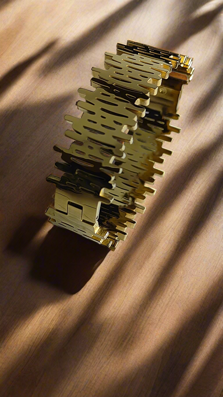 Timeless Elegance – Analog Design Bracelet
Elevate your style with our exquisite Analog Design Bracelet.