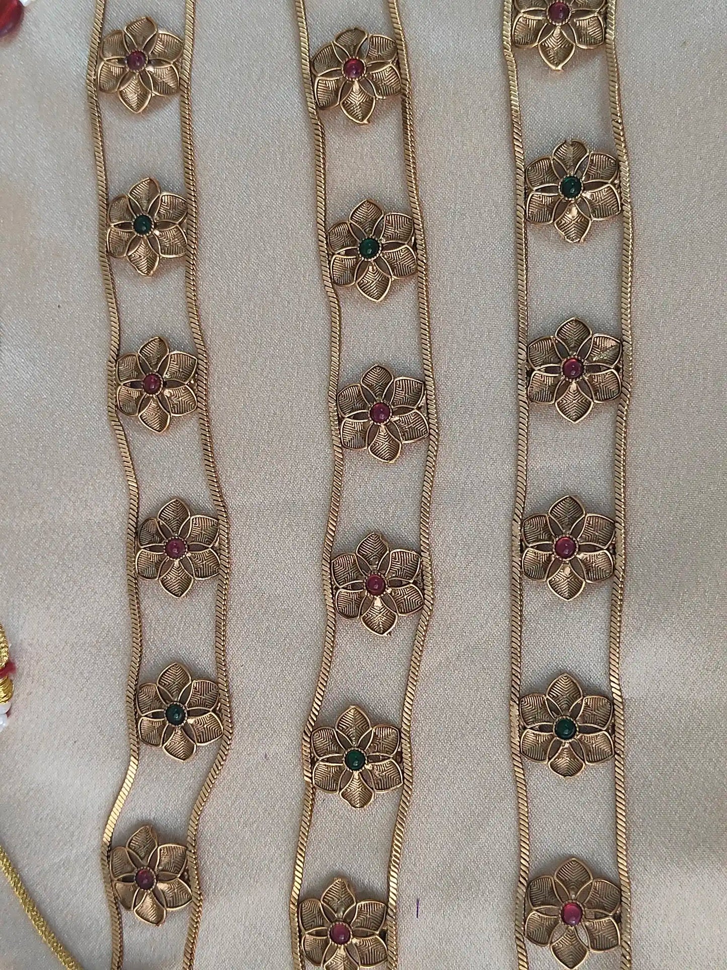 Antique Floral Line Choker with Ruby & Green Stone Accents. Code - 156