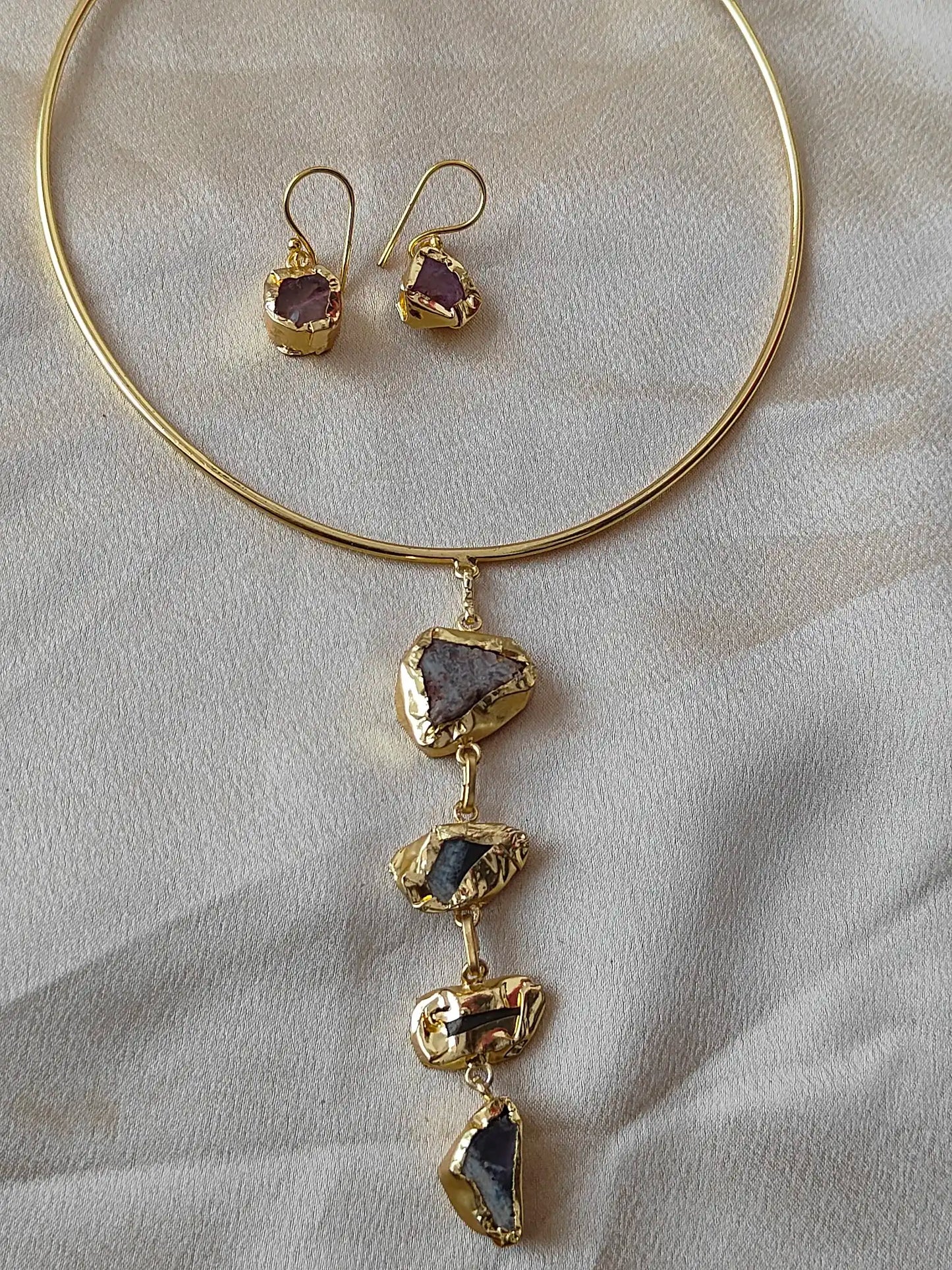 Raw Stone Gold Finish Statement Necklace Set