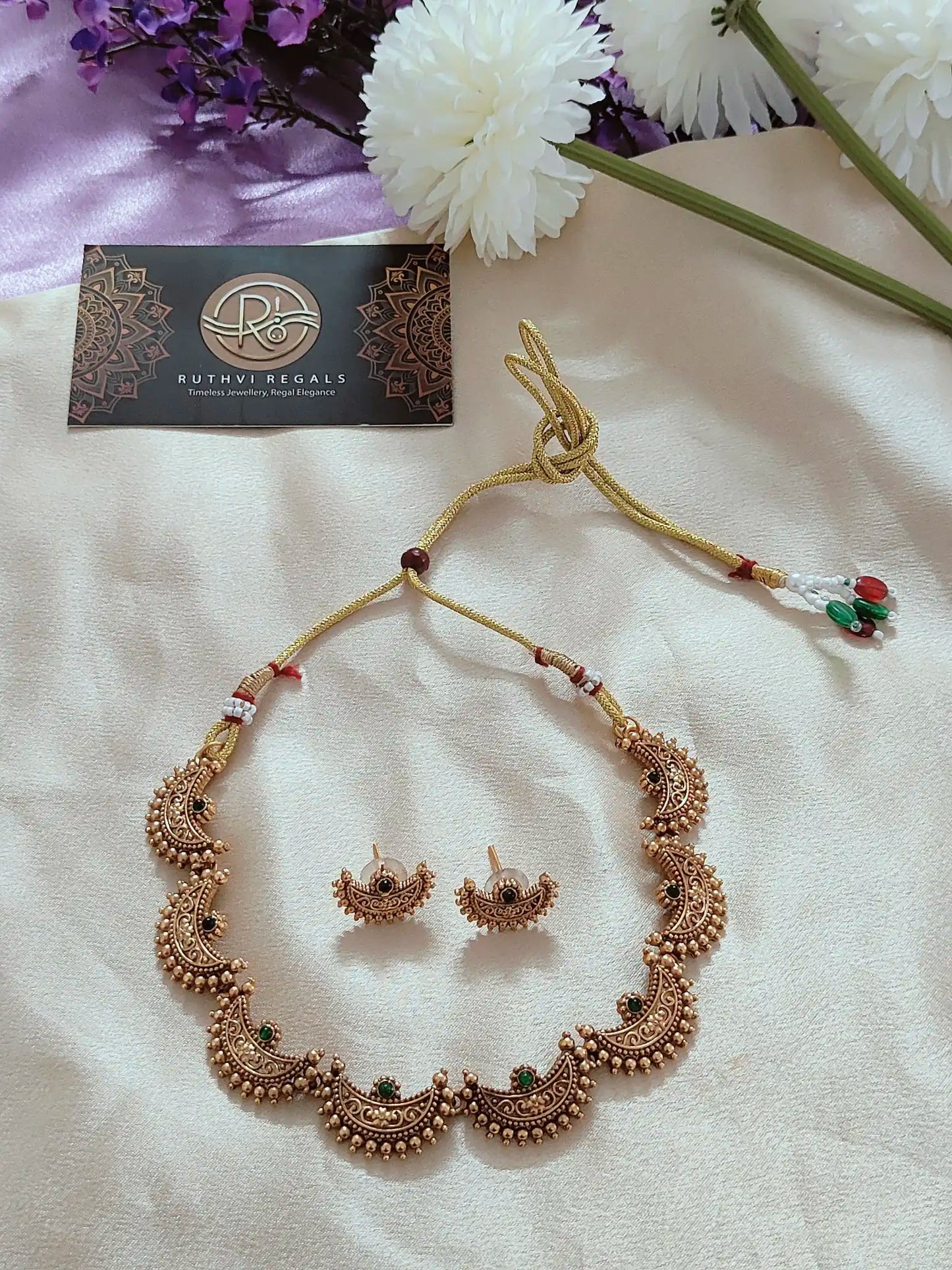 Antique Crescent Choker Set with Ruby Accents.Mc0021