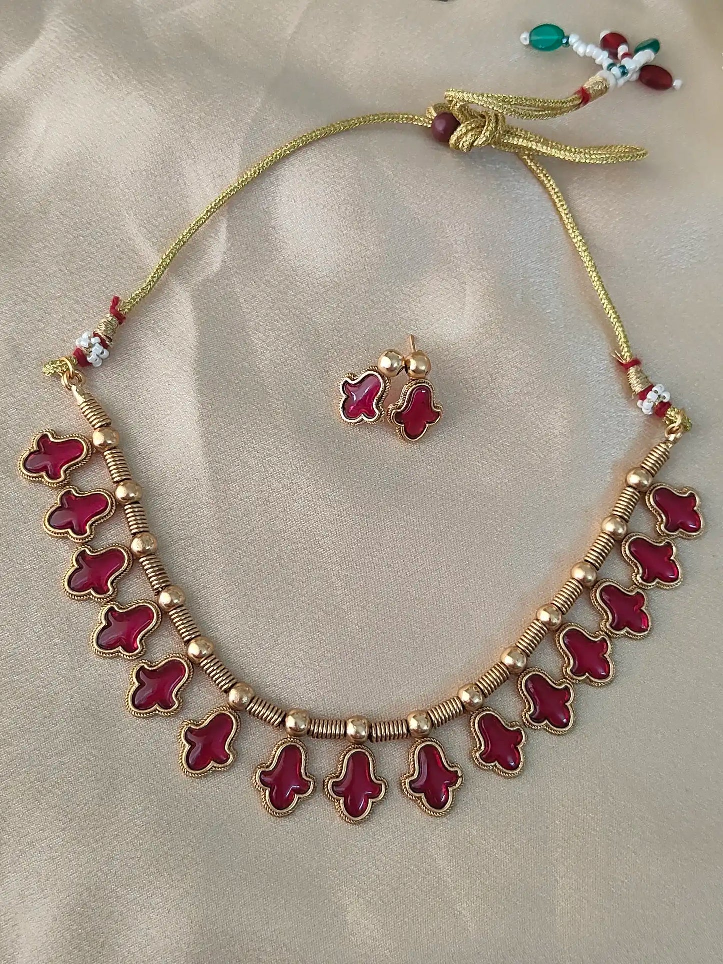 Antique Gold-Plated Kemp Red Short Necklace Set. Code - 136