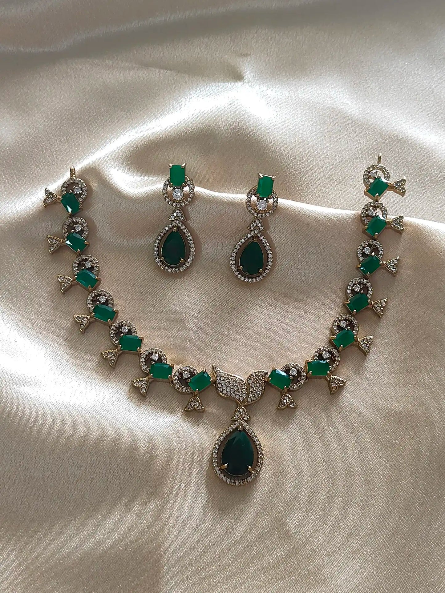 Emerald Green AD Stone Necklace Set c- 184