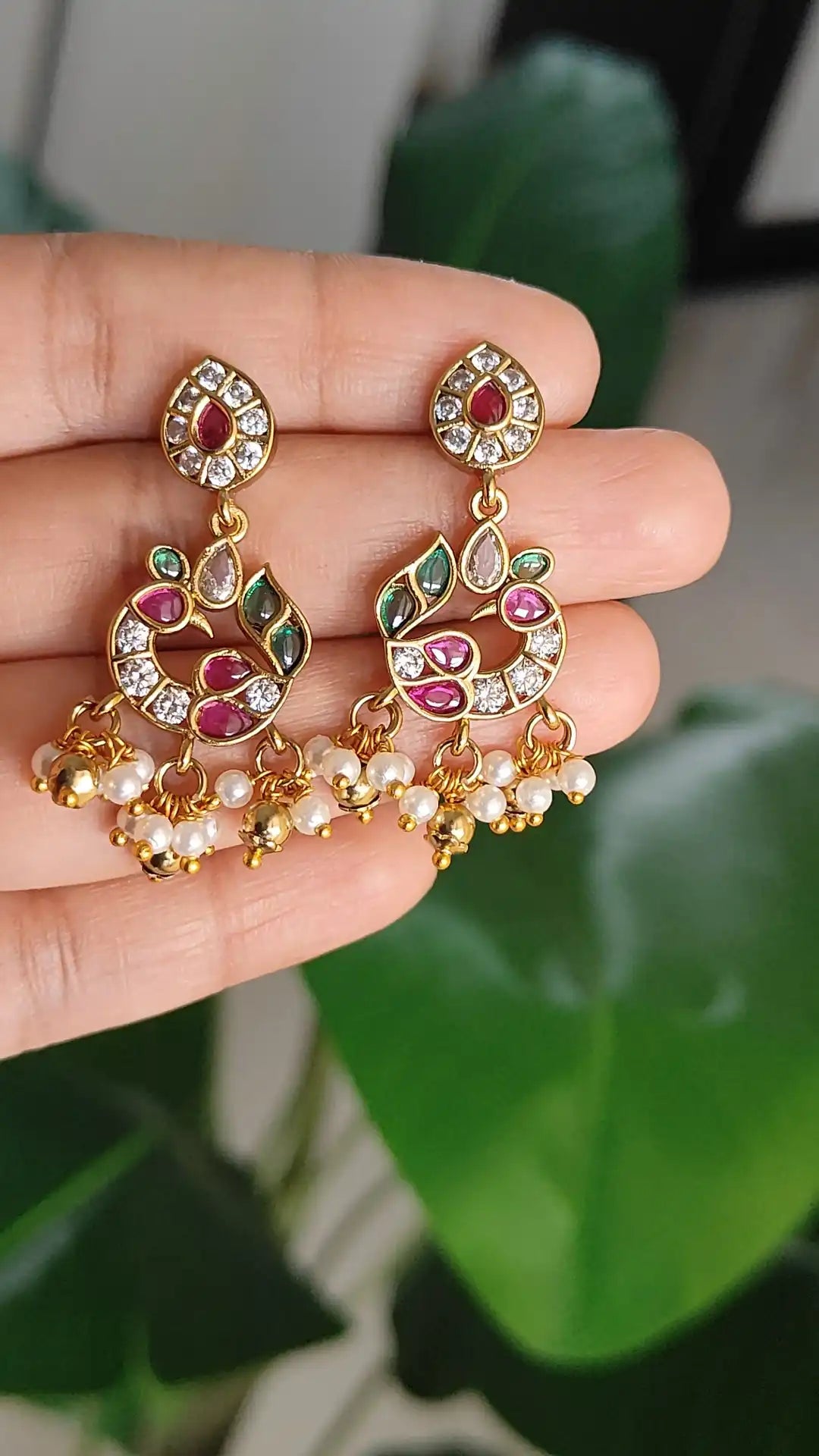 Pearl Cluster Kundan Choker Set. C - 189