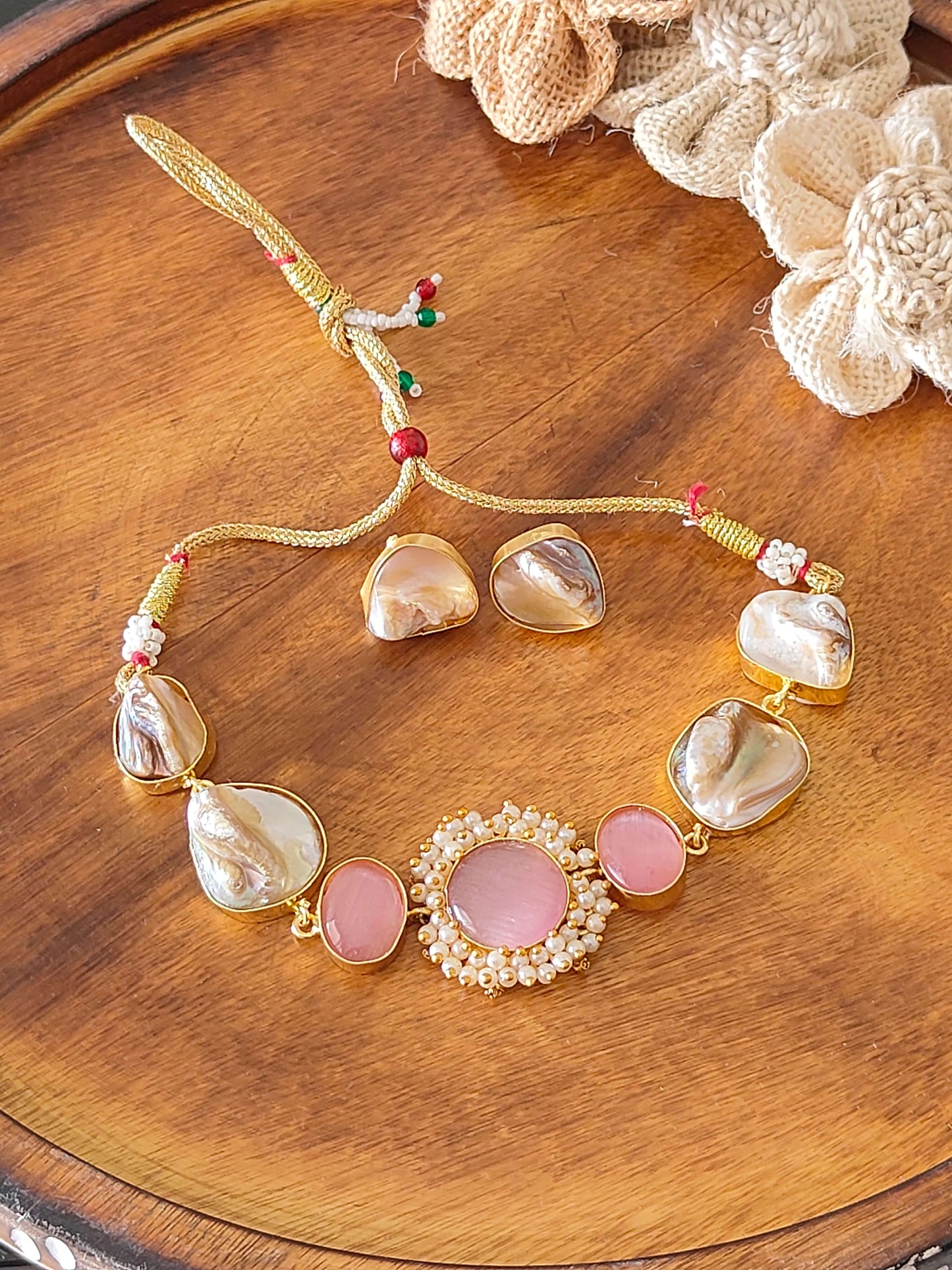 Blush pink mother of pearl choker set.