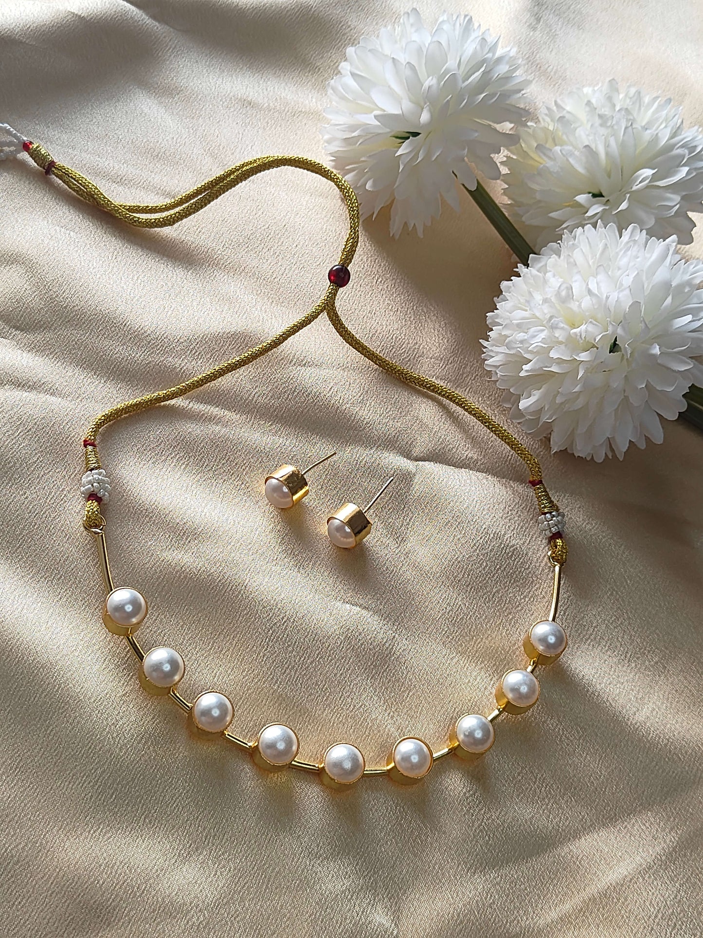 Classic Pearl Bead Necklace Set with Golden Accents