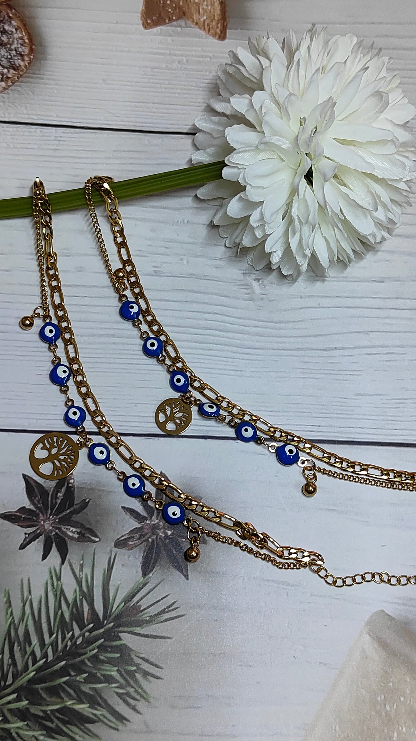 Elegant Protection – Chain Evil Eye Bracelet.
Embrace style and protection with our Chain Evil Eye Bracelet.