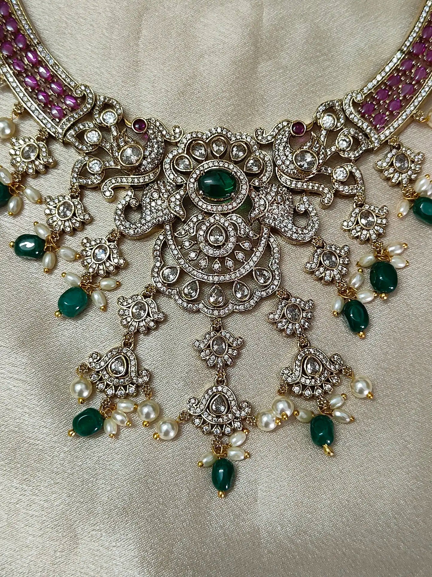 Ruby & Emerald Temple Choker Set with Pearls. tc0021