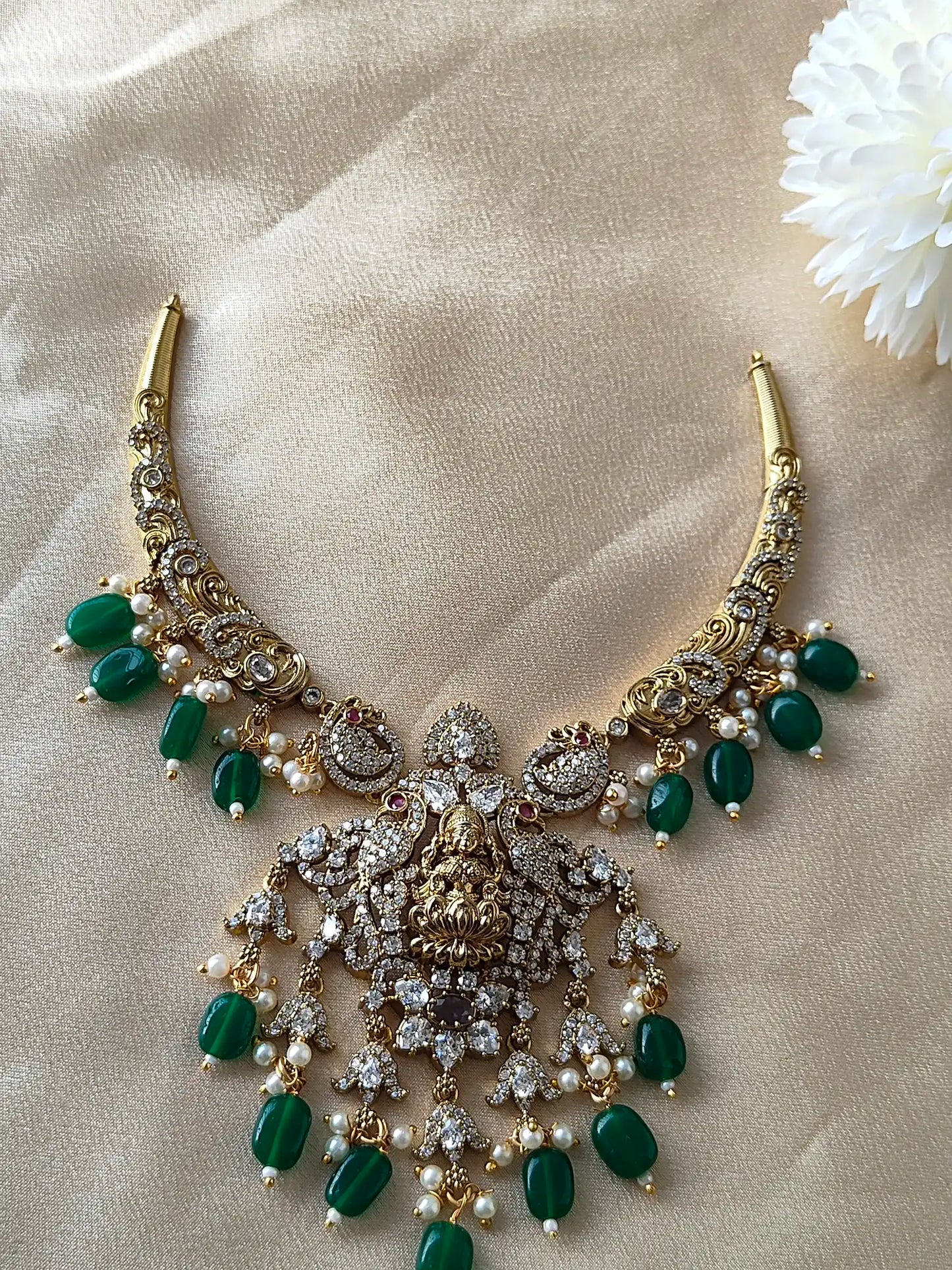 Regal Lakshmi Temple Necklace set Code - 146