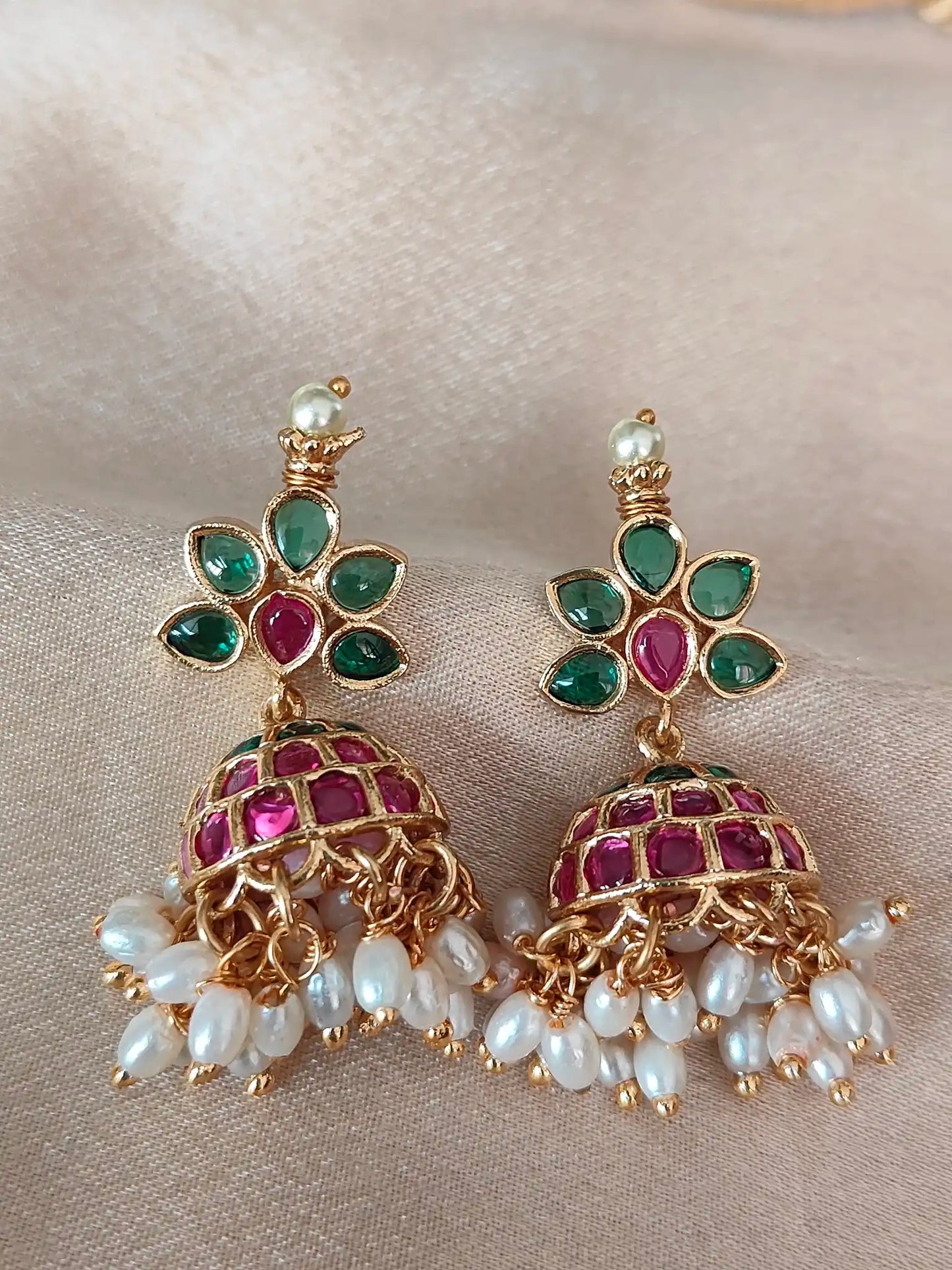 Temple-inspired Kundan jewellery with a modern twist Code - 142