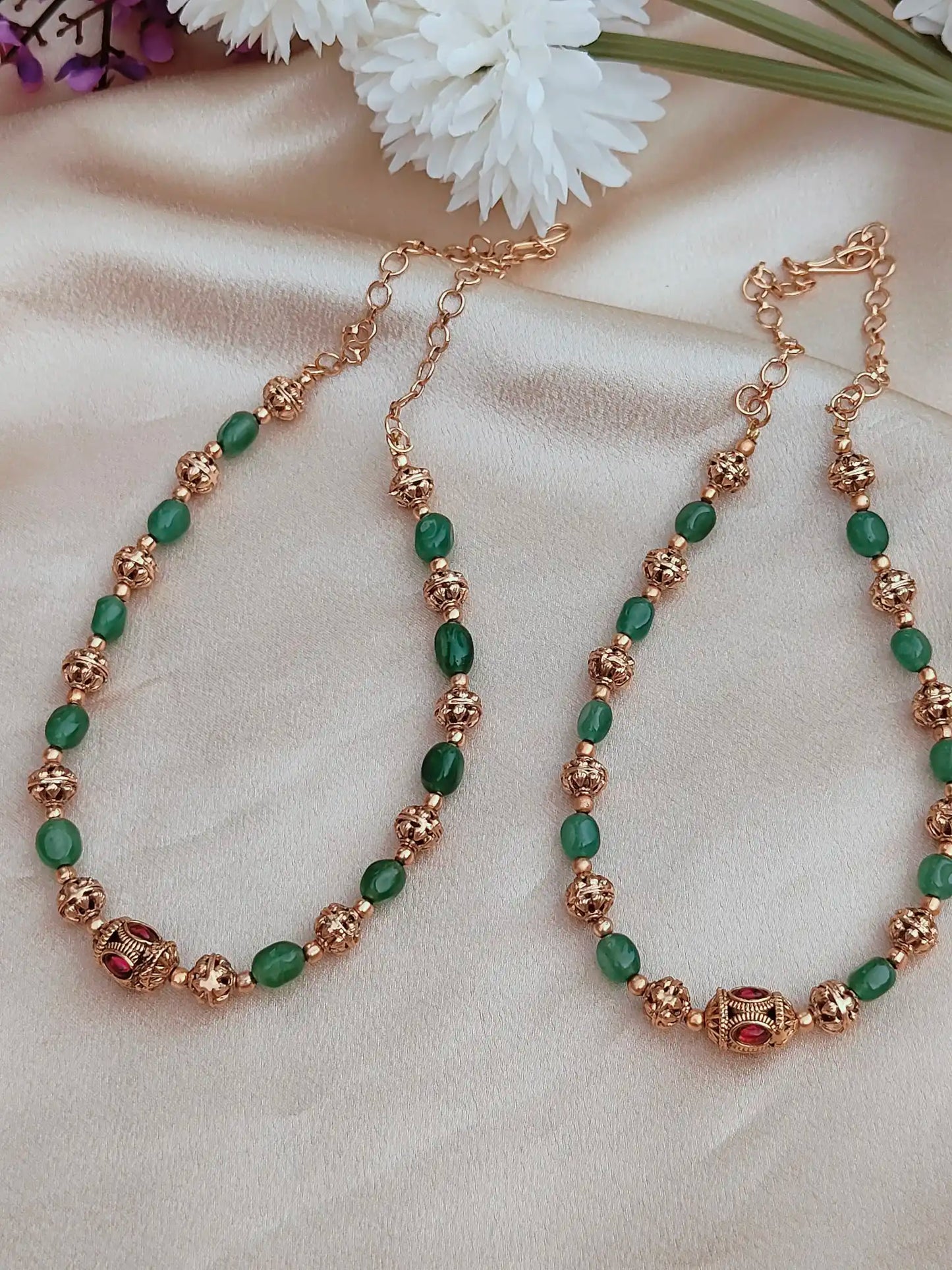 Green Beaded Antique Mala with Gold-Tone Detailing - am0021