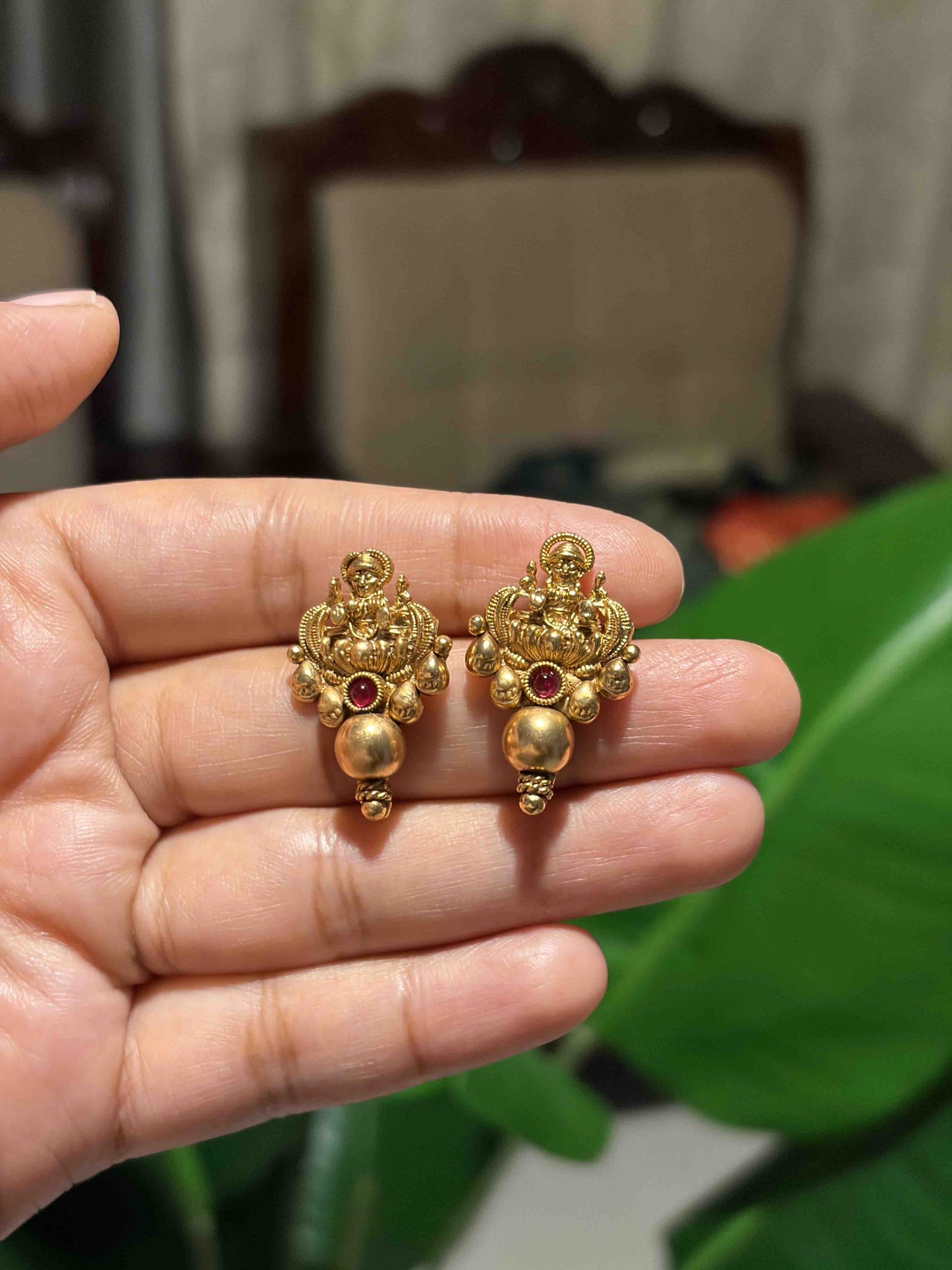 Lakshmi Motif Temple Necklace Set with Thread Chain.C -202