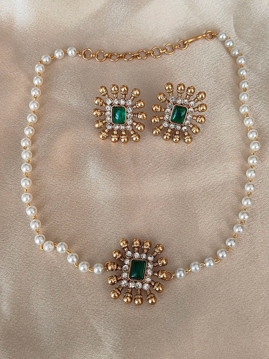 Regal Pearl Choker Set with Emerald Green Centerpiece.        Code - 141