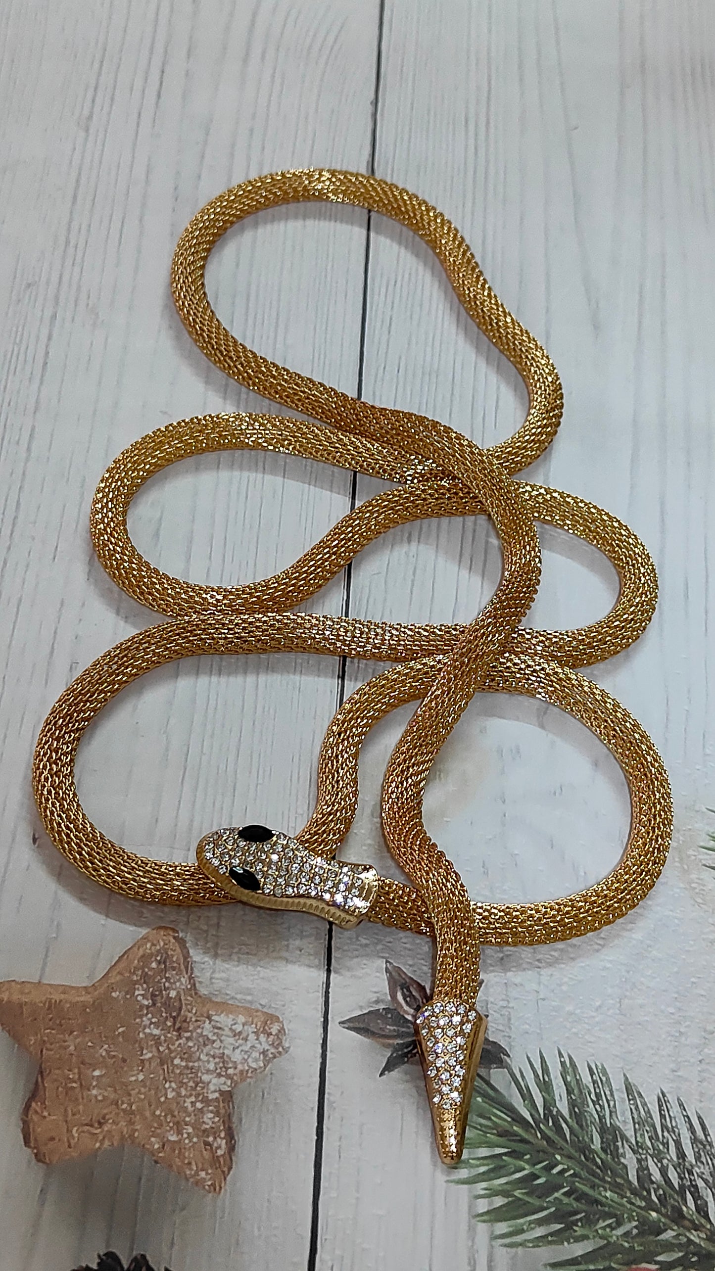 Versatile Elegance – 3-in-1 Snake Jewelry (Bracelet, Neckpiece & Waistbelt).