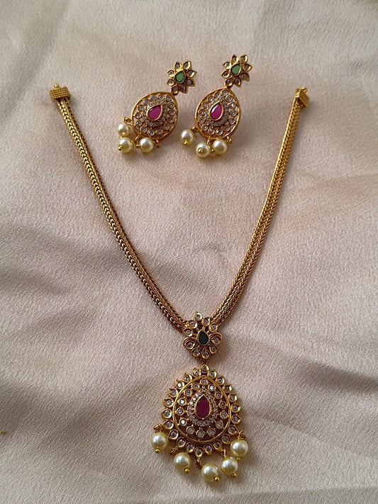 Traditional Gold-Plated Necklace & Earring Set with Pearls - tn0021
