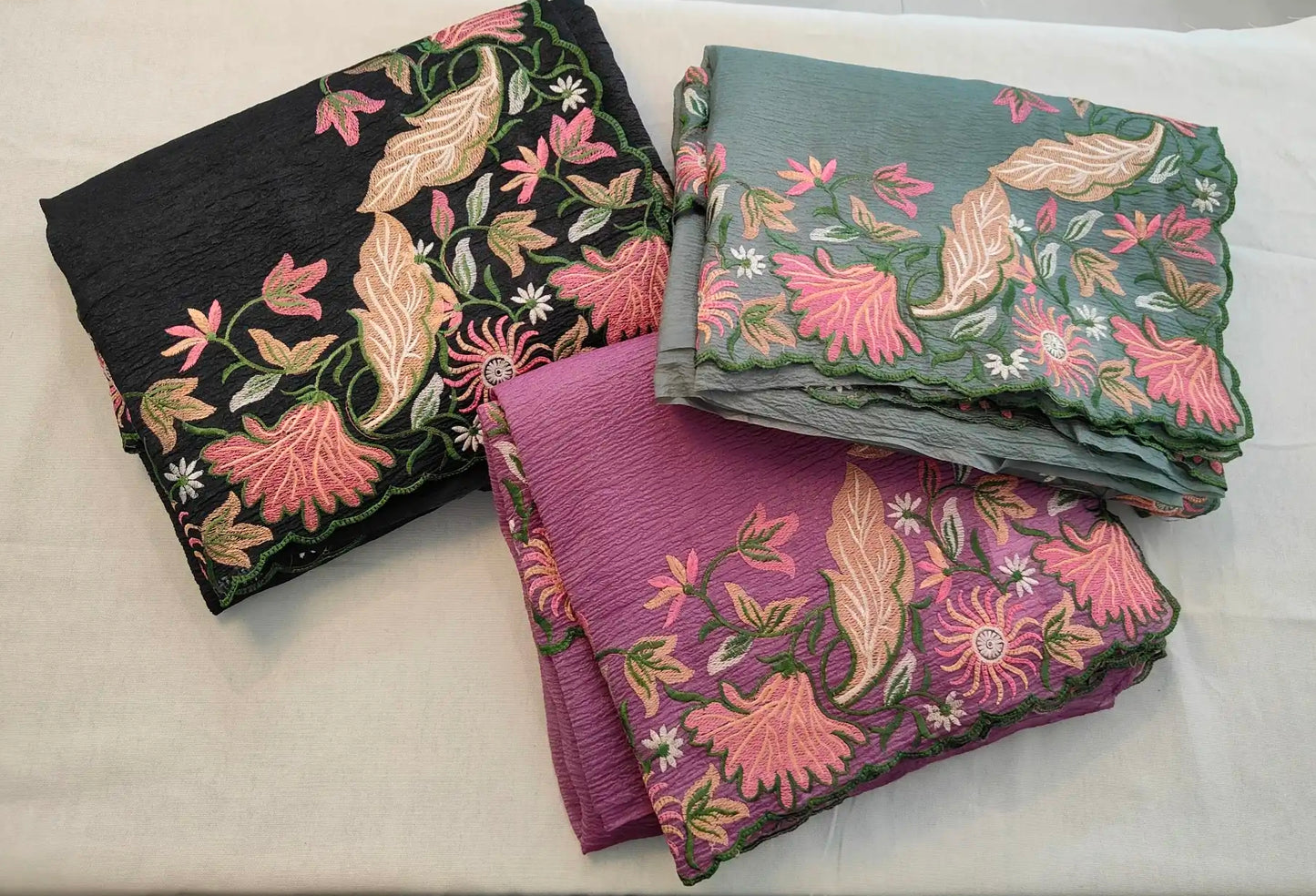 Premium Floral Embroidered Crush Saree.Sr003