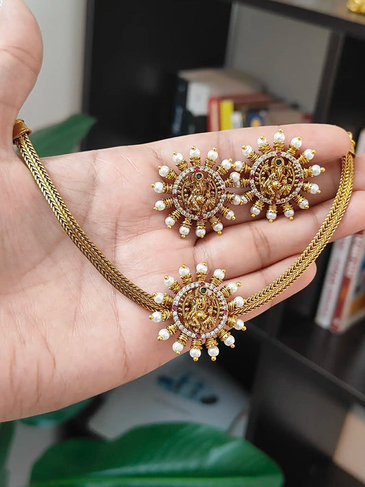 Lord Ganesha Radiance Short Choker Set – 
C -192