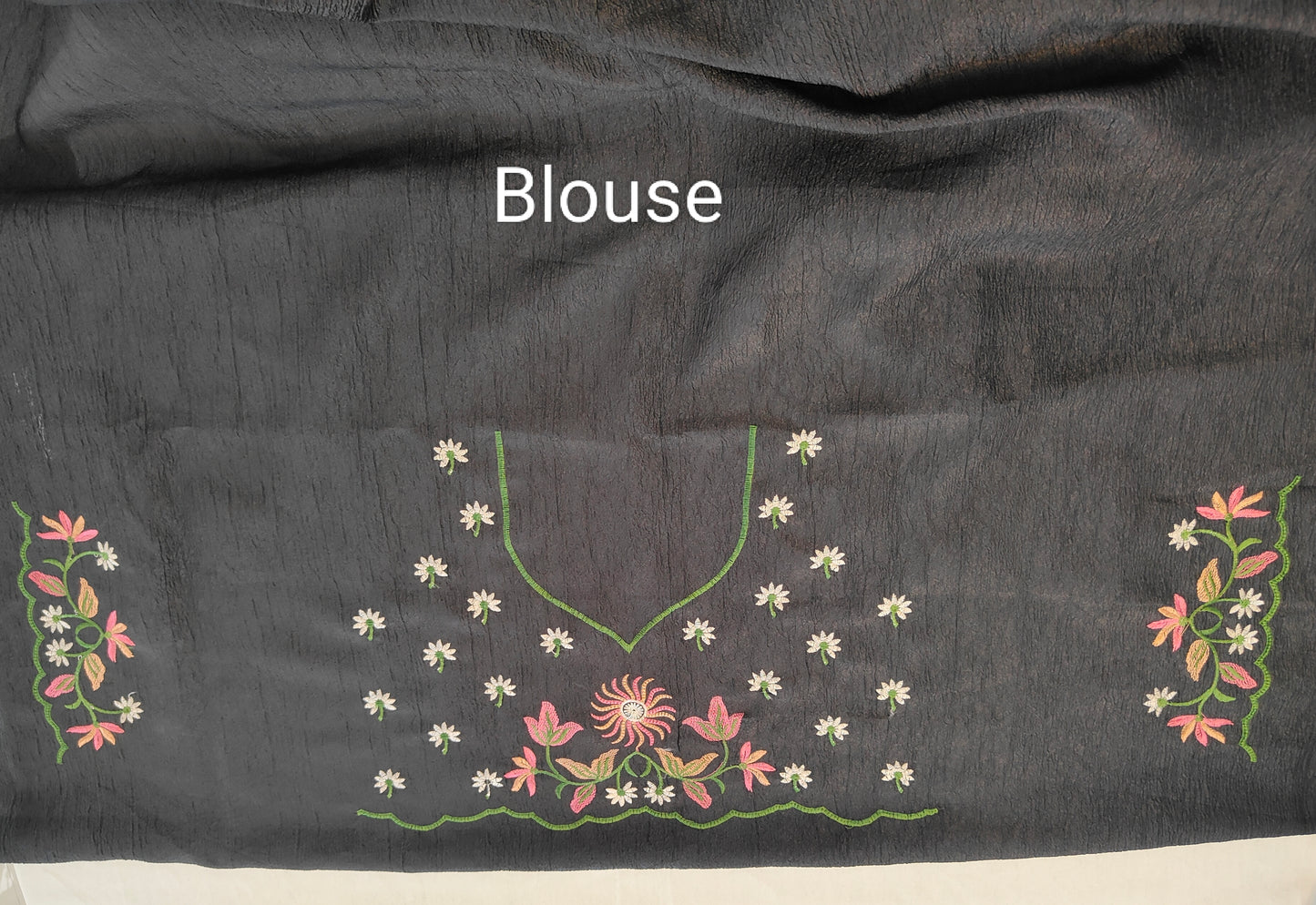 Premium Floral Embroidered Crush Saree.Sr003