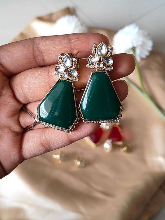 Emerald Grace: Kundan Drop Earrings