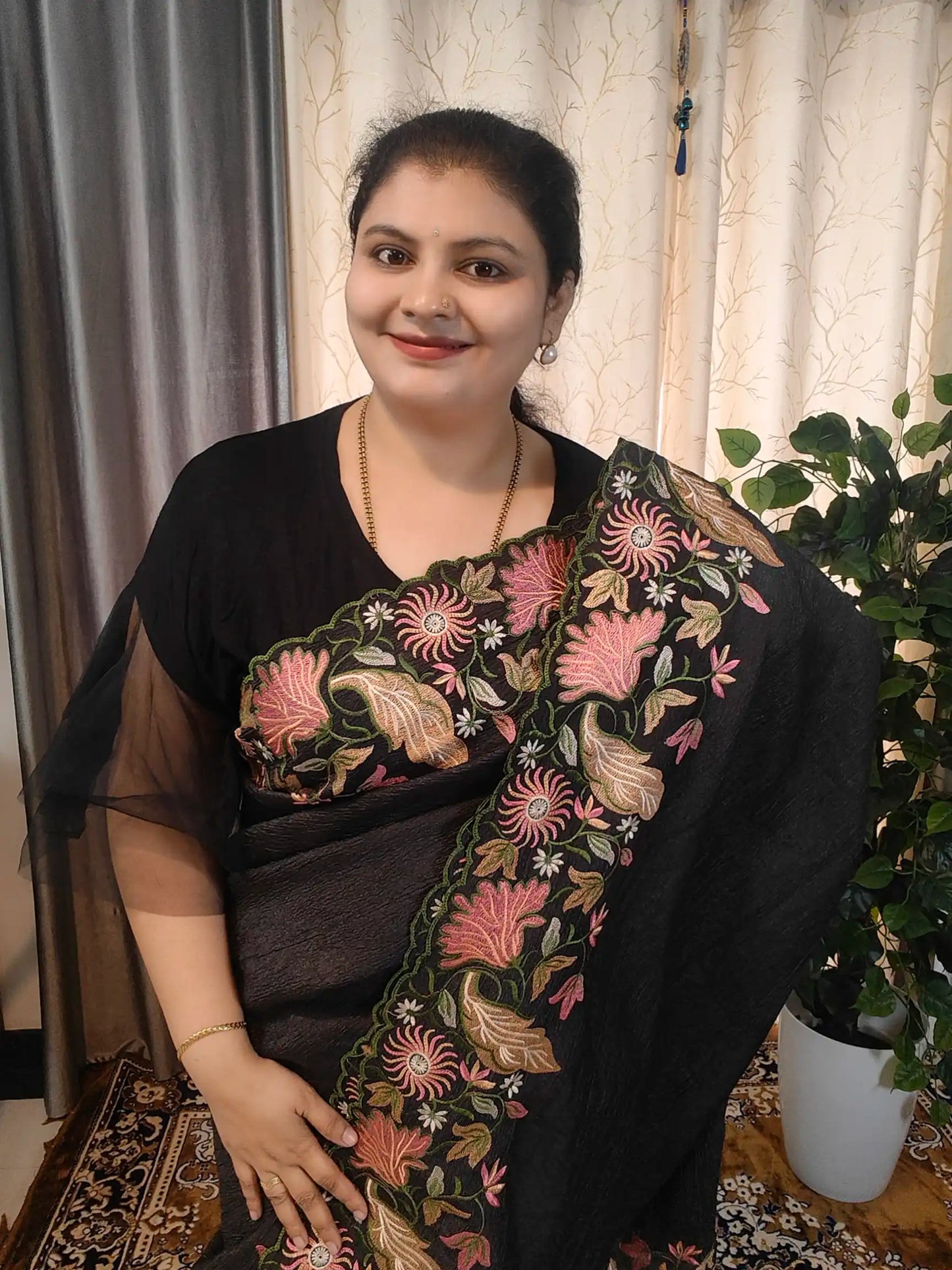 Premium Floral Embroidered Crush Saree.Sr003