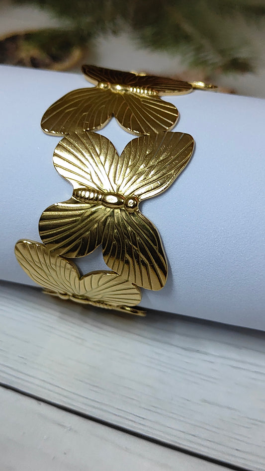 Butterfly broad bracelet-timeless shine,lasting Elegance