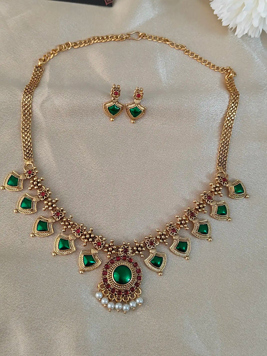 Antique Gold Finish Temple Necklace Set                                code -134
