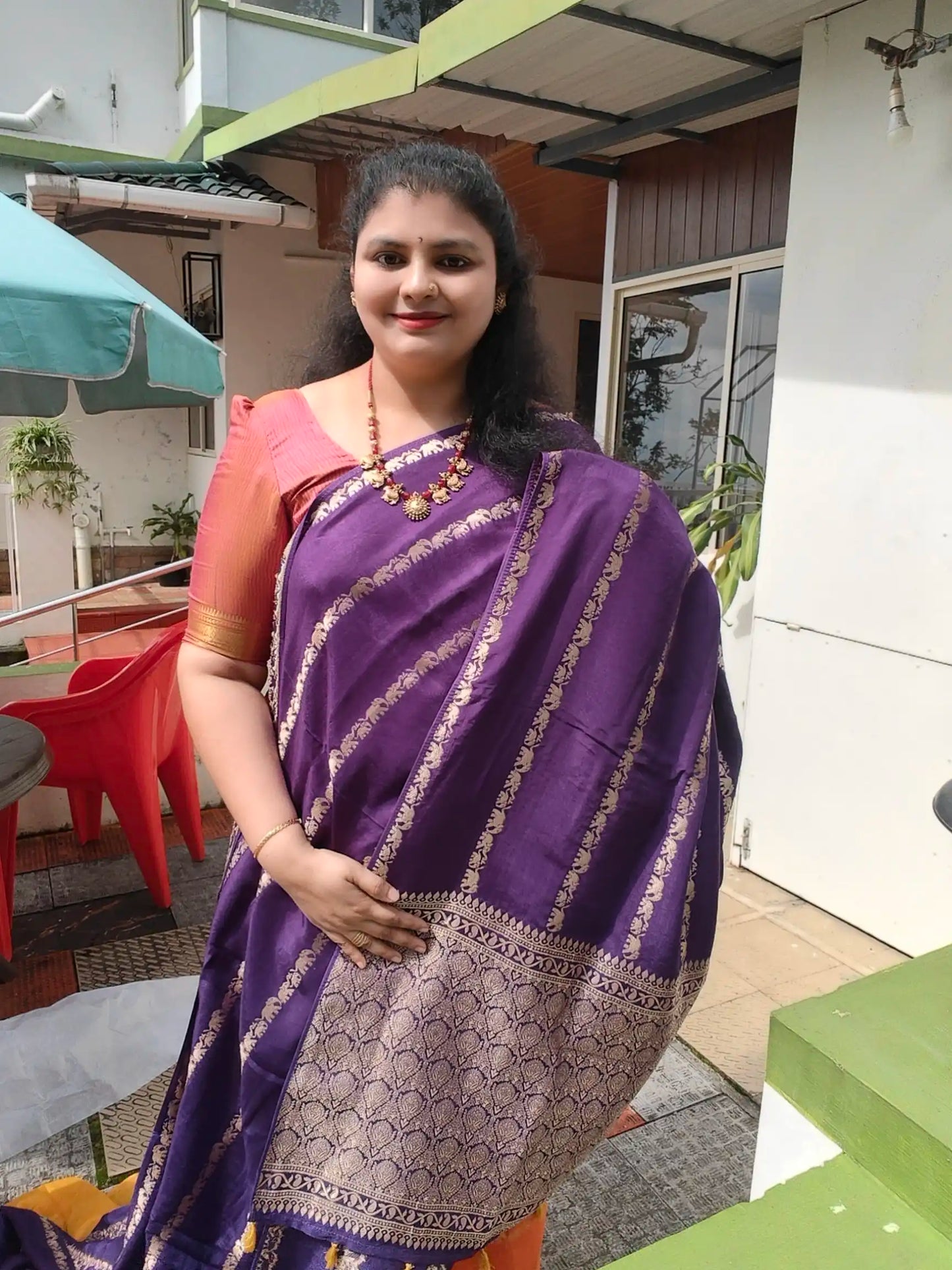 Poly Viscose Elephant design Saree. C- Sr005